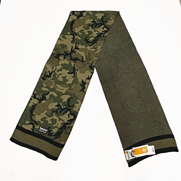 NWT Timberland Camo Jacquard Reversible Knit Scarf - Picture 3 of 15